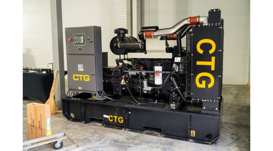 Пополняем склад ДГУ в Хабаровске